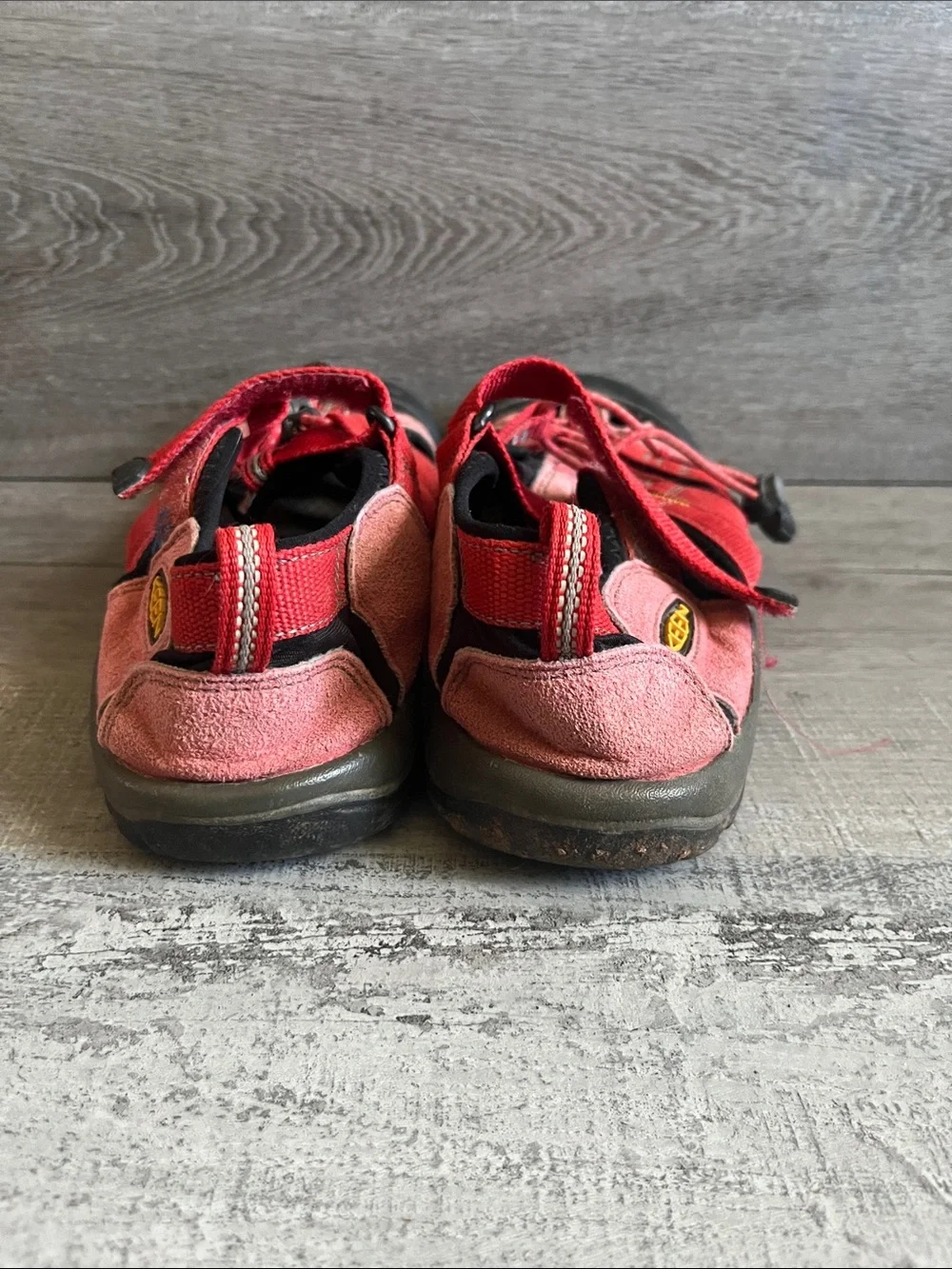 Keen water shoes kids size 5
